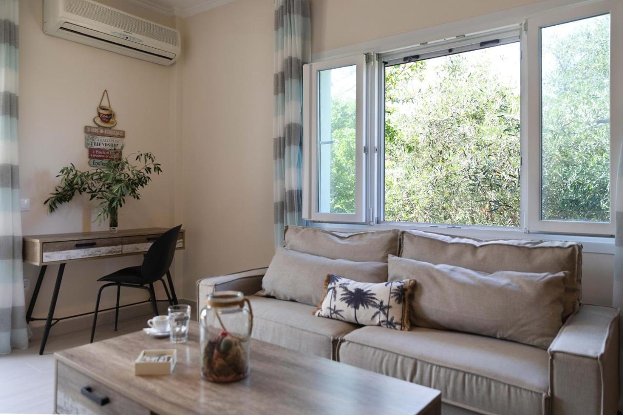North Corfu Accommodation 1 อาคาราวี ภายนอก รูปภาพ