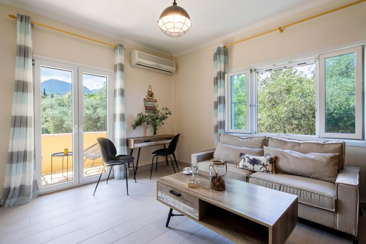 North Corfu Accommodation 1 อาคาราวี ภายนอก รูปภาพ
