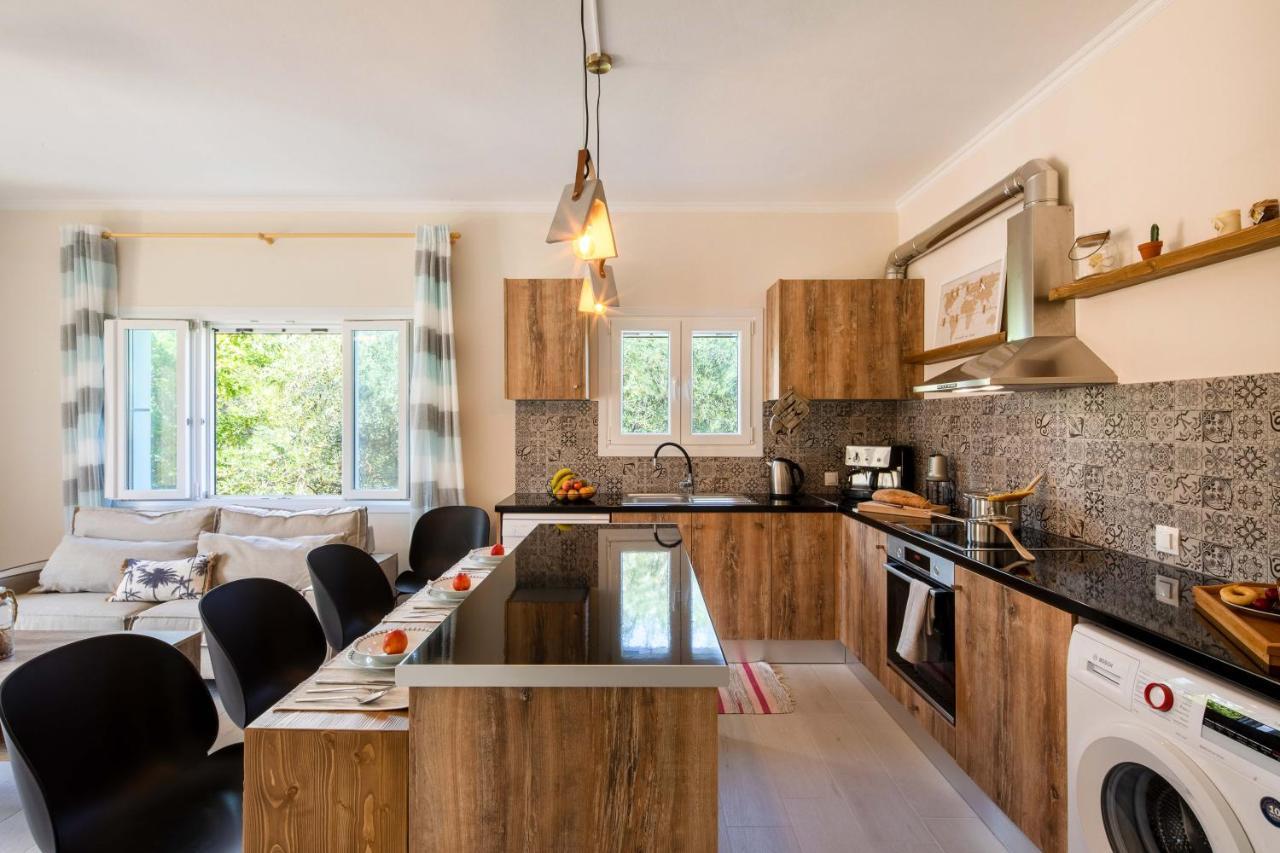 North Corfu Accommodation 1 อาคาราวี ภายนอก รูปภาพ
