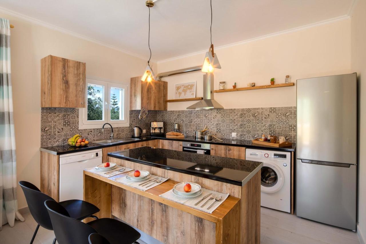 North Corfu Accommodation 1 อาคาราวี ภายนอก รูปภาพ