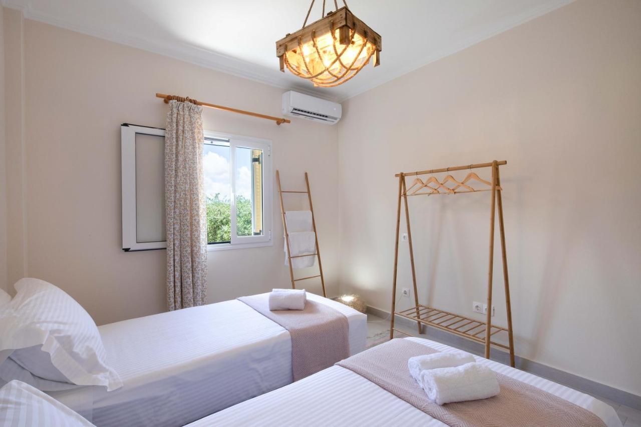 North Corfu Accommodation 1 อาคาราวี ภายนอก รูปภาพ