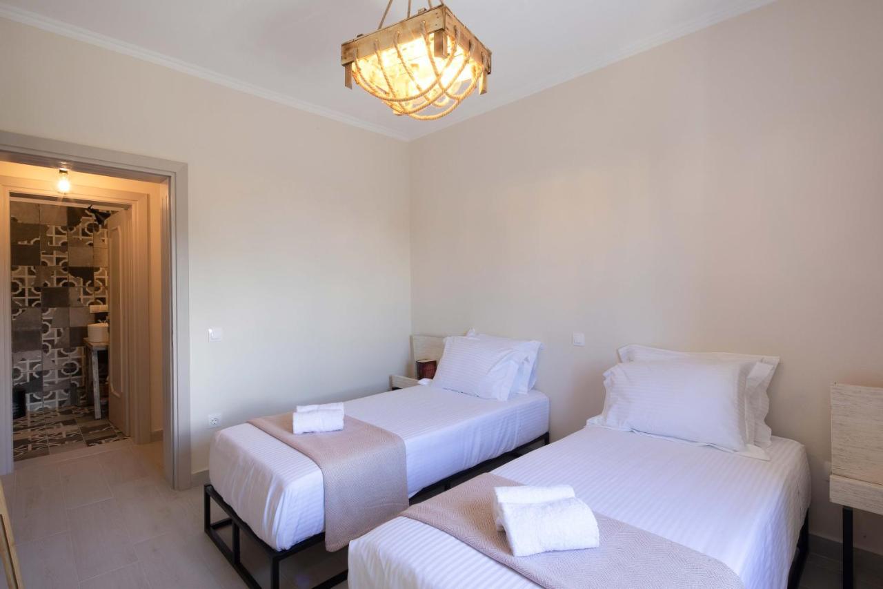 North Corfu Accommodation 1 อาคาราวี ภายนอก รูปภาพ