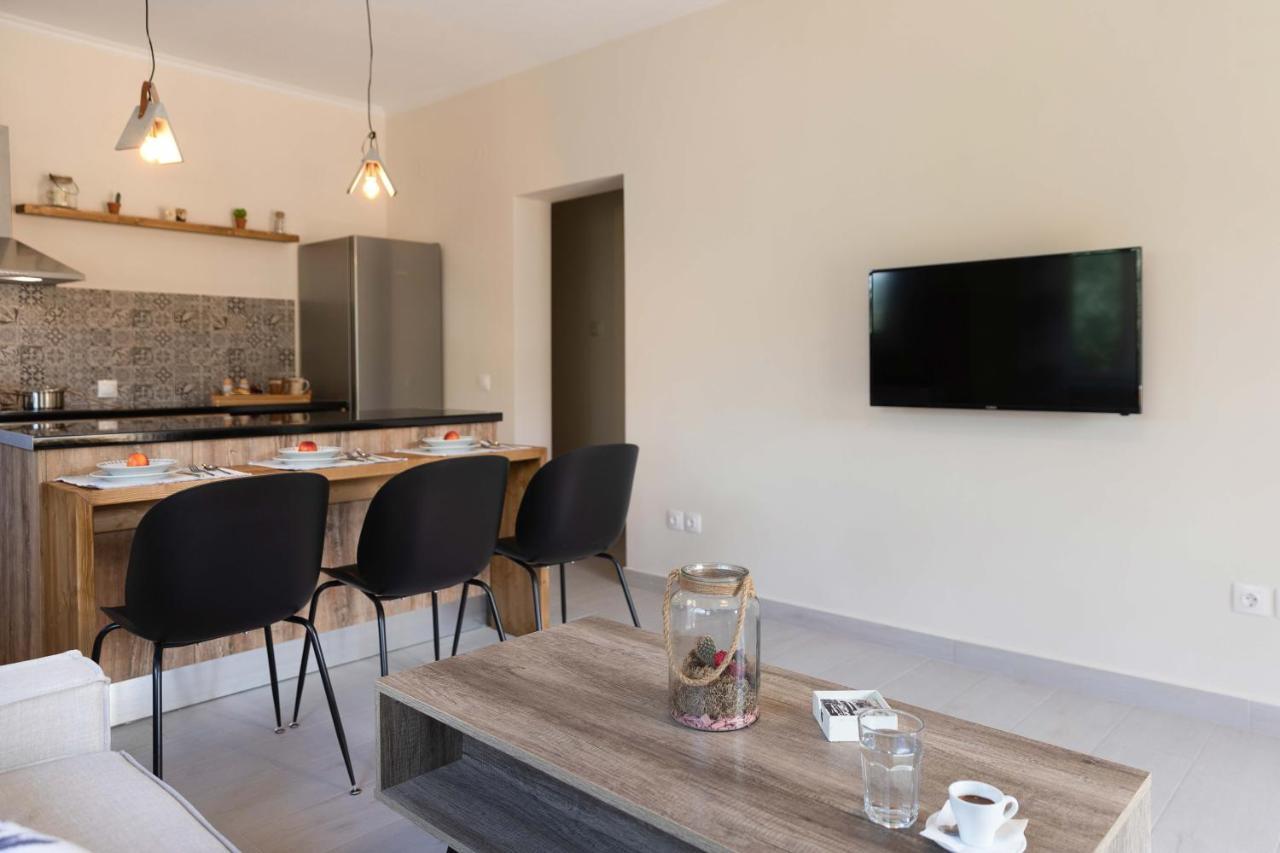 North Corfu Accommodation 1 อาคาราวี ภายนอก รูปภาพ